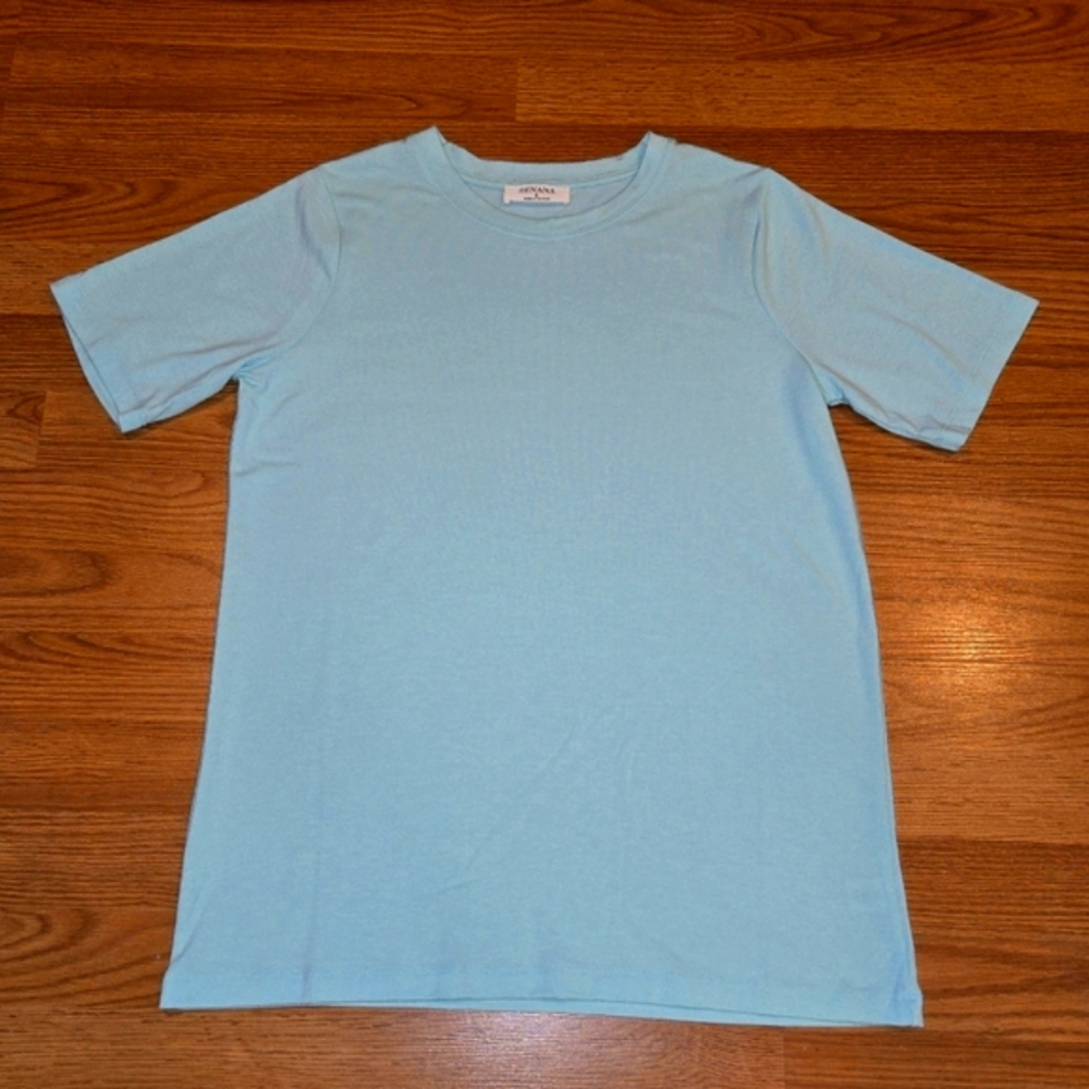 NWOT Zenana Basic Tee - Picture 4 of 6